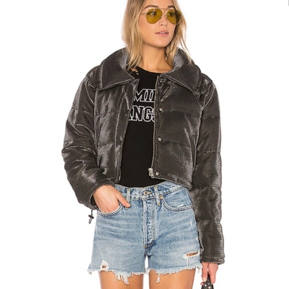 LOVERS + FRIENDS || 🔥HOST PICK🔥Silver & Black Metallic Puffer Jacket. Sz. XL - Picture 4 of 17